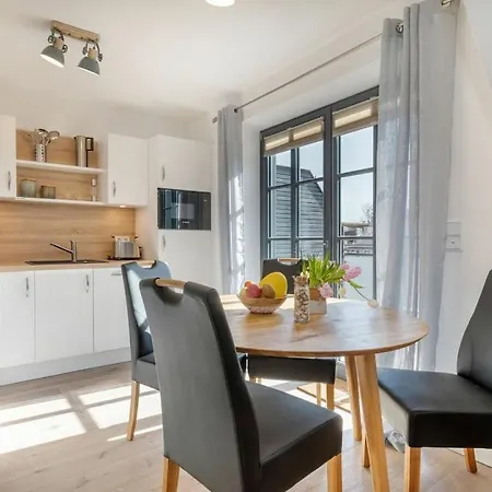 Poppy - House Summer Meadow